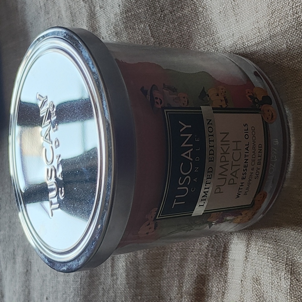 PUMPKIN PATCH CANDLE - Picture 8 of 8
